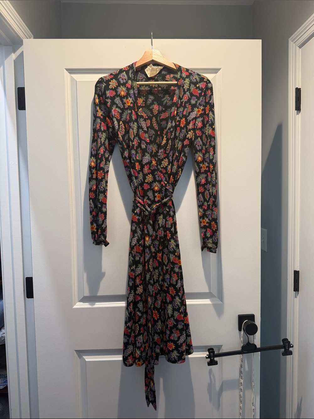 Diane Von Furstenberg Black Floral Midi Dress - Picture 3 of 4